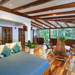 Beachfront 2 Bedroom